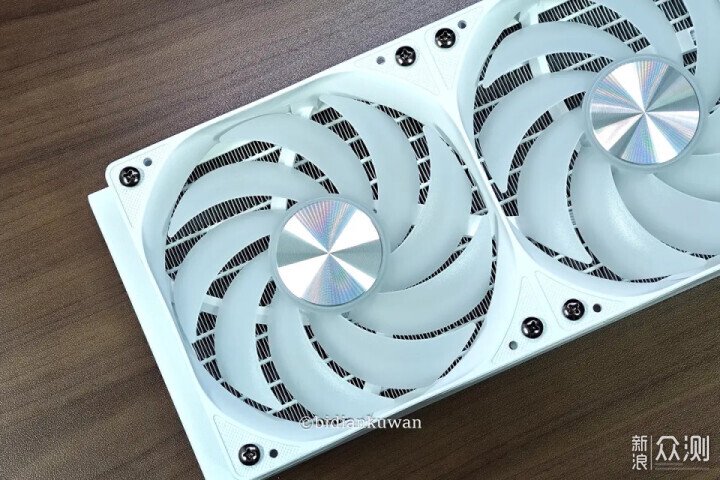 舊電腦換個水冷再戰三年!銀昕E360 Pro換新記_新浪眾測