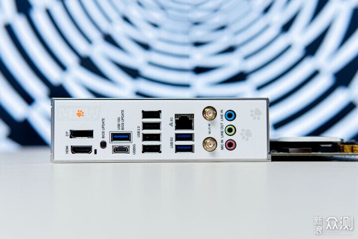 性價比拉滿,七彩虹B850M MEOW WIFI7主板測試_新浪眾測