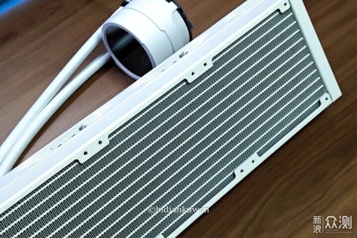 舊電腦換個水冷再戰三年!銀昕E360 Pro換新記_新浪眾測