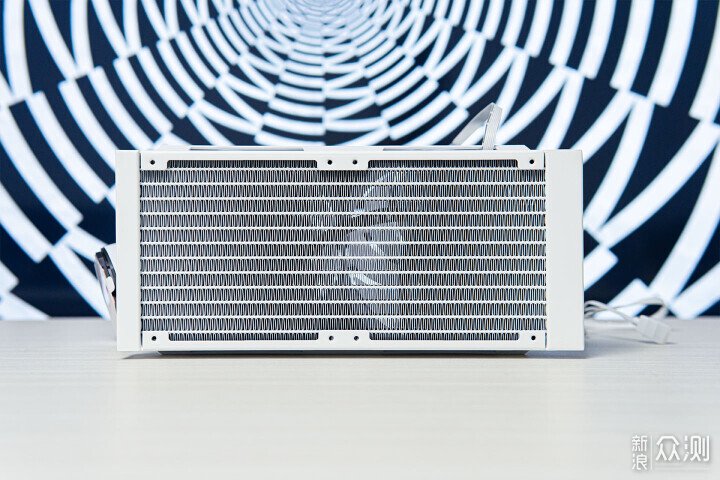性價比拉滿,七彩虹B850M MEOW WIFI7主板測試_新浪眾測