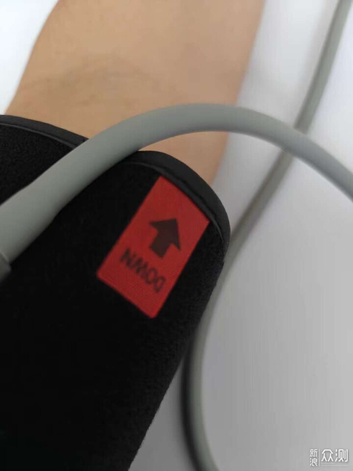 心電、血壓同時測:樂普BP3血壓計竟如此全能_新浪眾測