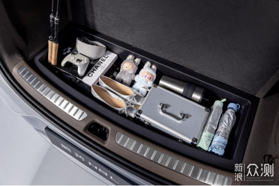 29.98-32.98!大六座豪華SUV騰勢N8L正式上市_新浪眾測