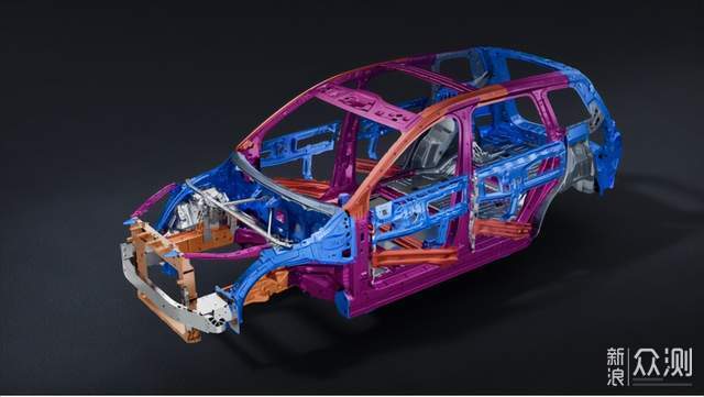 29.98-32.98!大六座豪華SUV騰勢N8L正式上市_新浪眾測