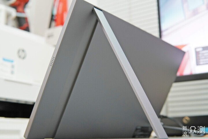 外觀顏值+畫質色彩雙在線，ARZOPA便攜顯示器_新浪眾測