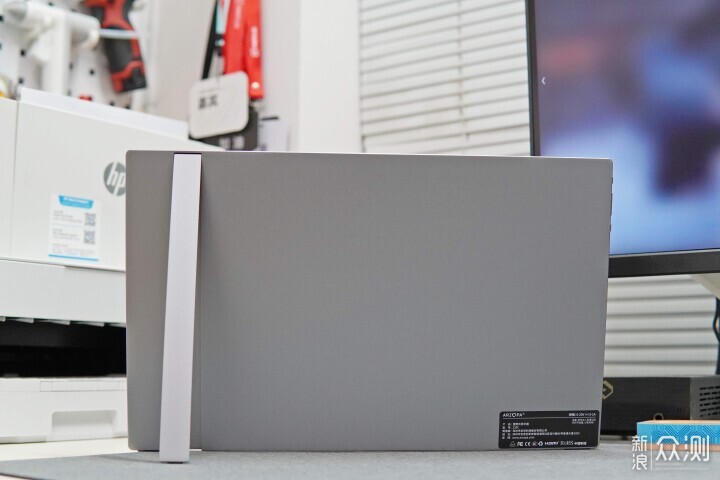 外觀顏值+畫質色彩雙在線，ARZOPA便攜顯示器_新浪眾測