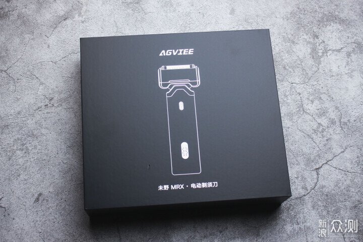 未野MRX剃鬚刀:五刀頭高轉速讓剃鬚成為享受 未野MRX剃鬚刀:五刀頭高轉速讓剃鬚成為享受