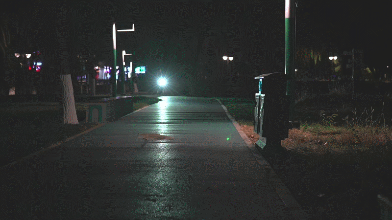 玩爆夜騎二百米遠光盯住你-邁極炫CBL1600PRO_新浪眾測