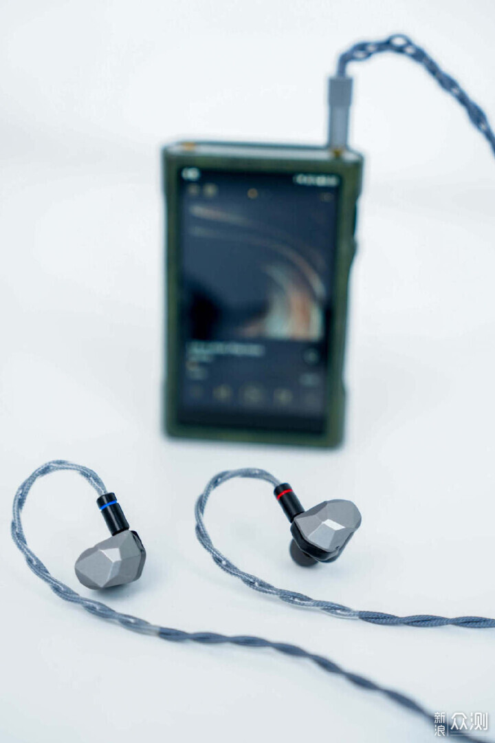 又是一年雙11,你還記得HiFi耳機水月雨嗎?_新浪眾測