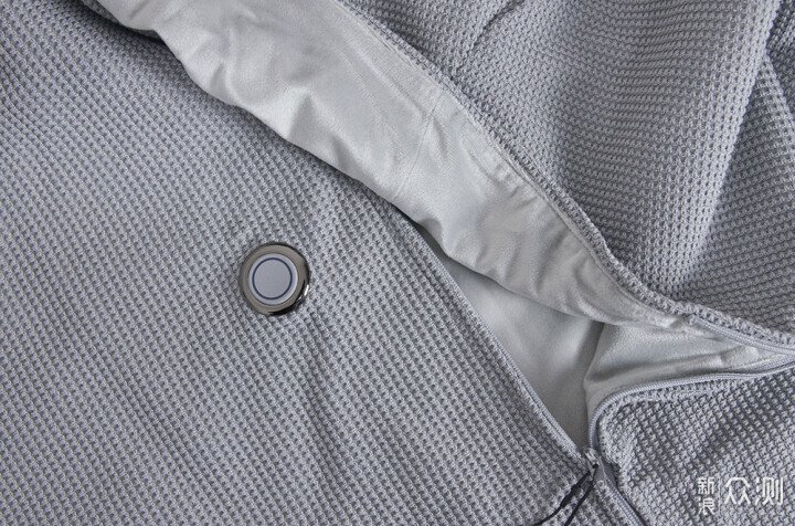 拒絕臃腫！“移動小暖爐”讓老婆冬天又暖又美 _新浪眾測