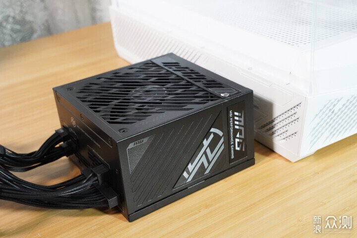 漂亮又能打,微星顯示器MPG 274URDFW E16M實測_新浪眾測