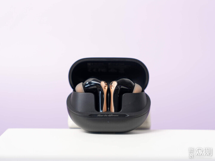 打工黨預算不多的耳機推薦：泥炭Air5 Pro+ _新浪眾測