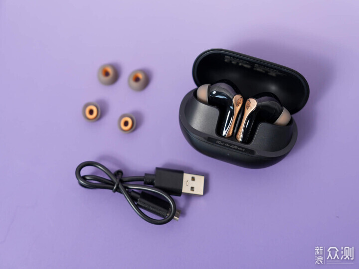 打工黨預算不多的耳機推薦：泥炭Air5 Pro+ _新浪眾測
