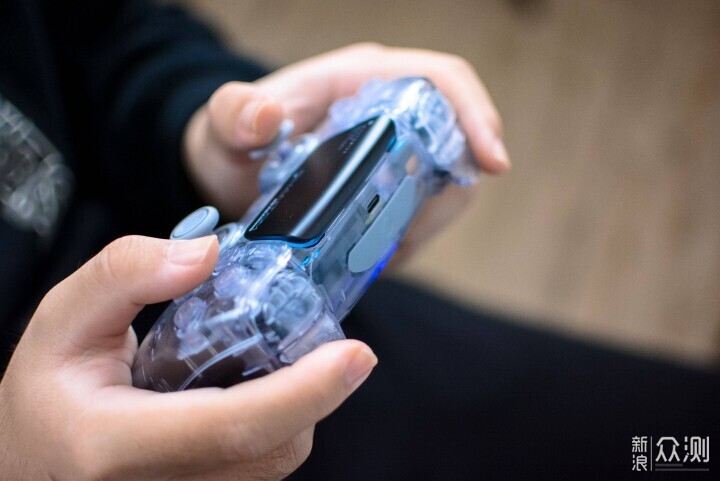 這才是專業玩家的選擇:黑克斯PHANTOM幻刃_新浪眾測