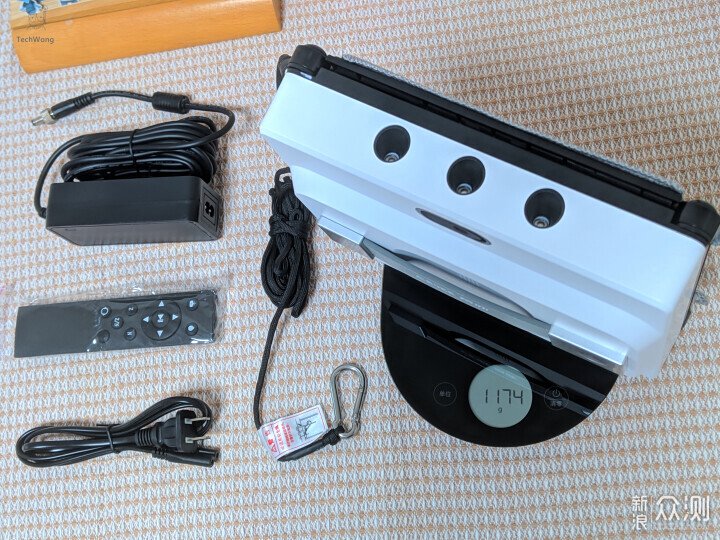 千元內搞定高層擦窗，性能拉滿更能一機多用！_新浪眾測