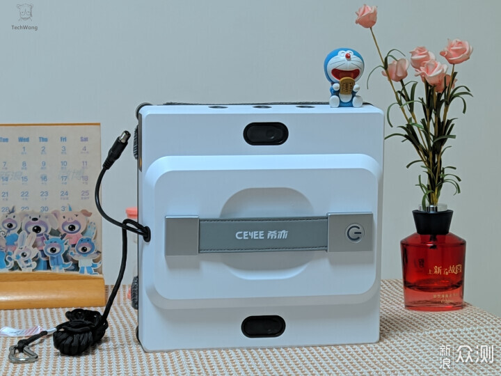 千元內搞定高層擦窗，性能拉滿更能一機多用！_新浪眾測