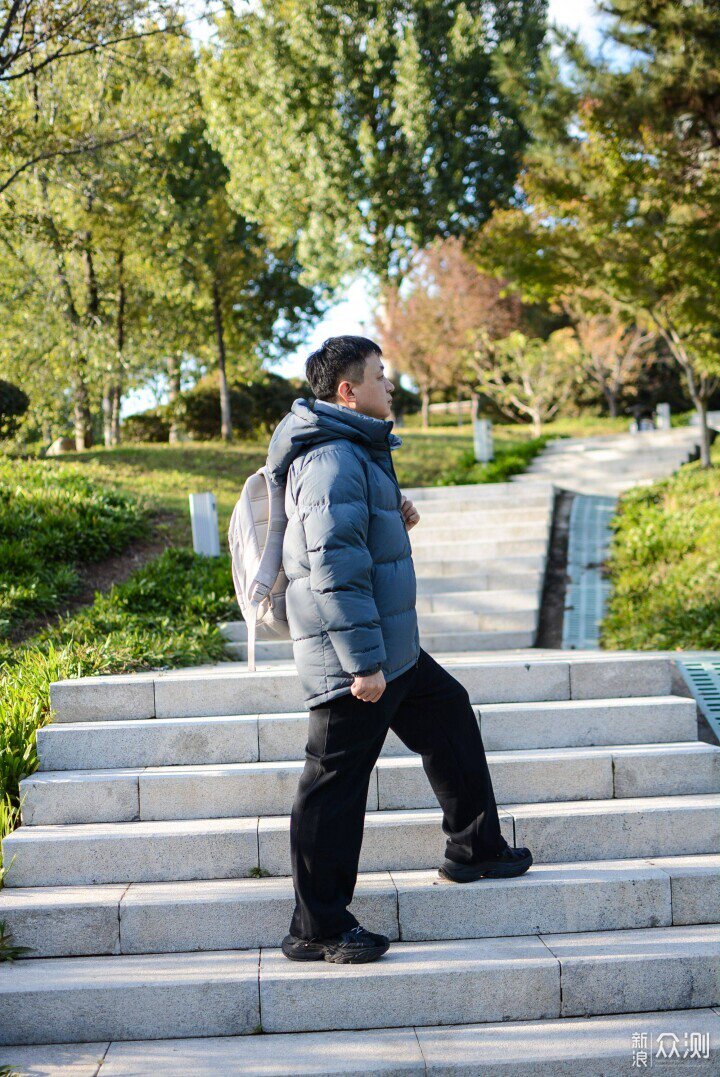 羽絨服天花板:黑冰經典款天樞PLUS鵝絨羽絨服_新浪眾測