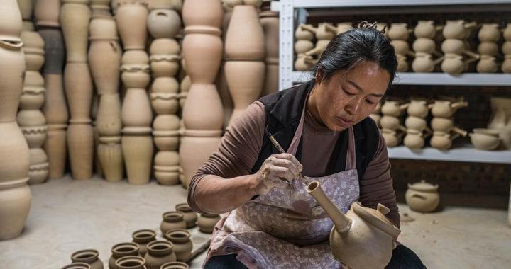 云南潦浒：珠江源的千年陶瓷古村