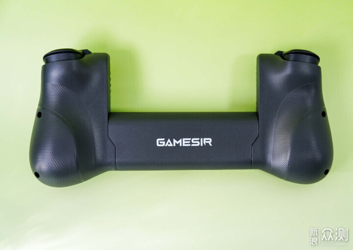 為了那句“小孩依舊”,我入手了這款冠軍手柄_新浪眾測