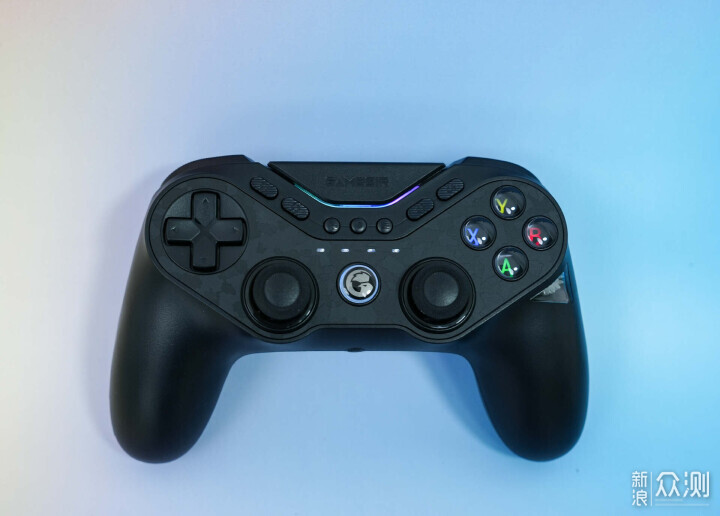 為了那句“小孩依舊”,我入手了這款冠軍手柄_新浪眾測