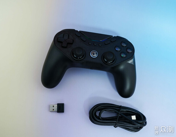 為了那句“小孩依舊”,我入手了這款冠軍手柄_新浪眾測