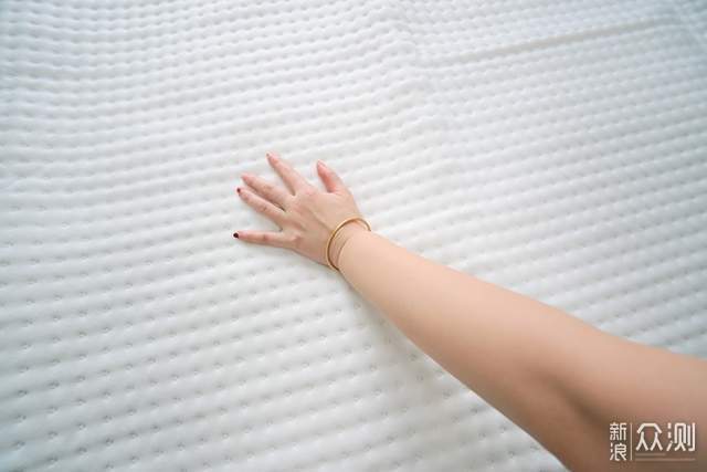 智能控制、精準控溫米家智能電熱毯暖你一整冬_新浪眾測