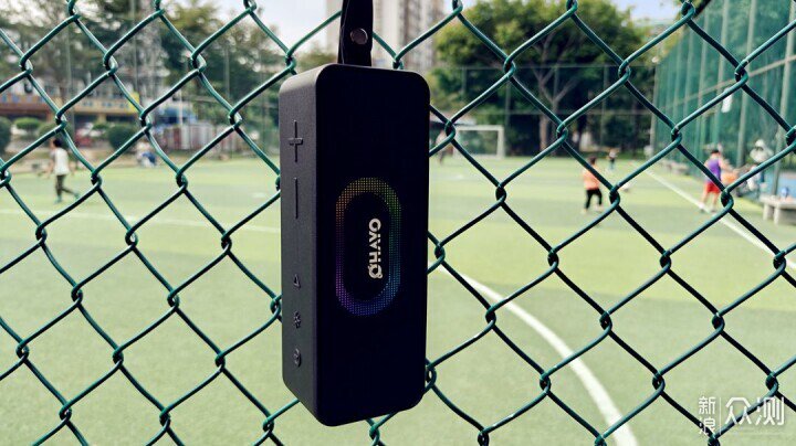 聲光雕刻家:雷登S11用45W重塑移動音場邊界_新浪眾測