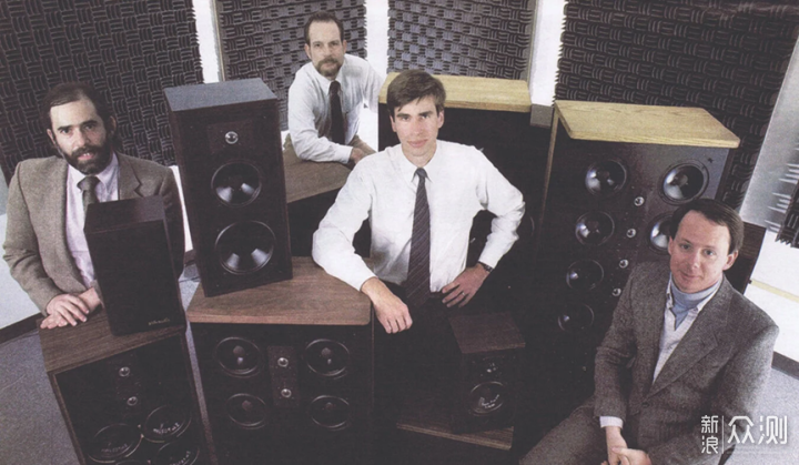 適合桌面放置,Polk A100有源音箱體驗_新浪眾測