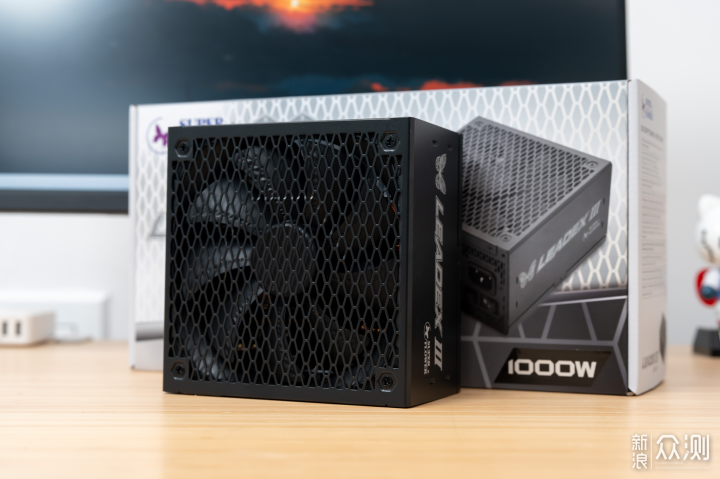 澎湃電力釋放:振華LEADEX III PE 1000W電源_新浪眾測