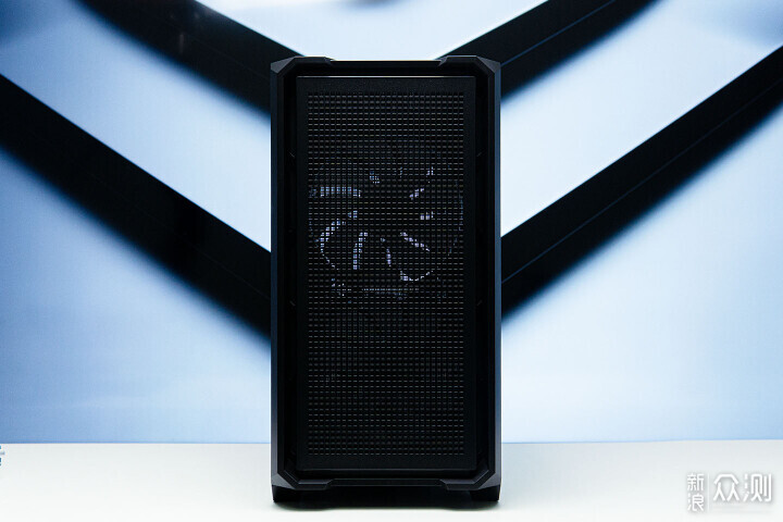 為4k遊戲準備，1.5W黑色MATX整機分享_新浪眾測