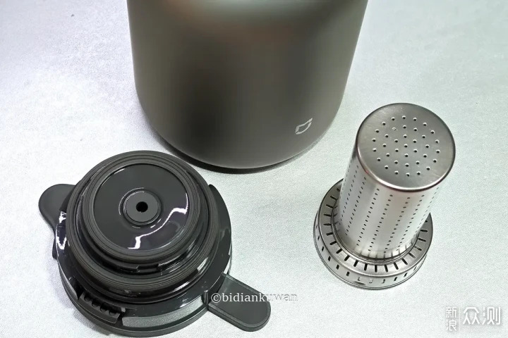 小米329元鈦壺掀翻千元市場？富光：再降三百_新浪眾測