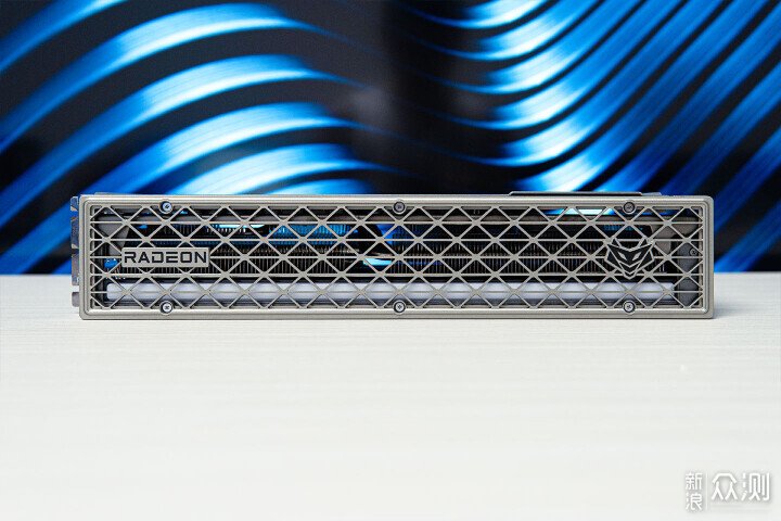 為4k遊戲準備，1.5W黑色MATX整機分享_新浪眾測