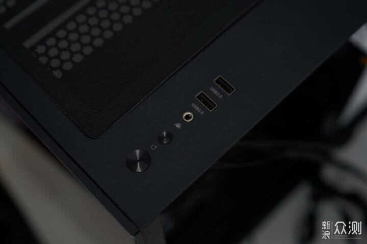 海王星 EVO 裝機分享雙倉結構 散熱焦慮不存在_新浪眾測