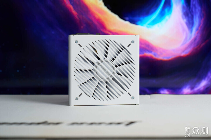 海王星 EVO 裝機分享雙倉結構 散熱焦慮不存在_新浪眾測