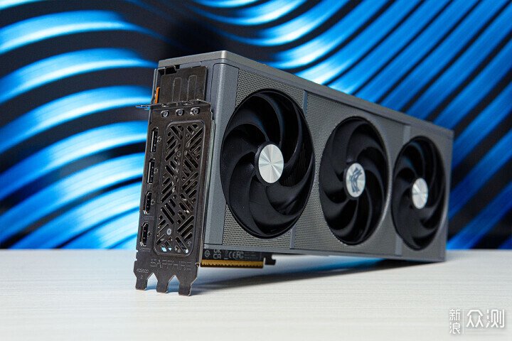 為4k遊戲準備，1.5W黑色MATX整機分享_新浪眾測