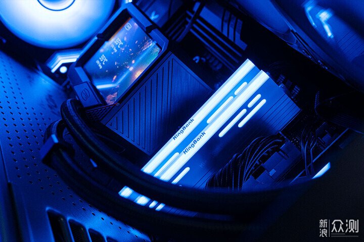 為4k遊戲準備，1.5W黑色MATX整機分享_新浪眾測