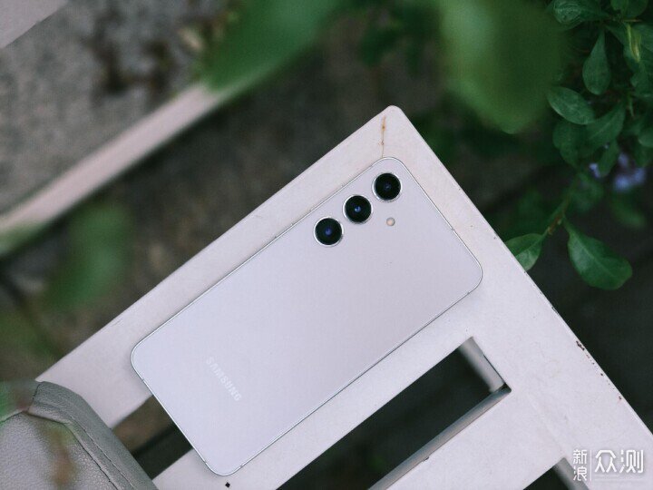 好看的輕薄大屏旗艦，SamsungGalaxy S24+體驗_新浪眾測