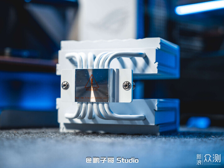 高顏值AI向白色主題裝機_新浪眾測