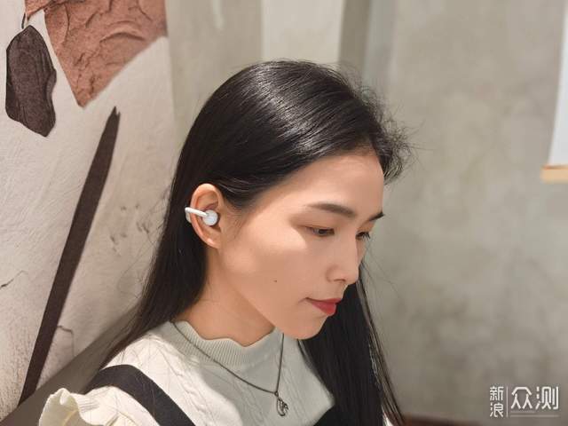 深度測評：這款彩屏開放式耳機怕不是要考研？_新浪眾測