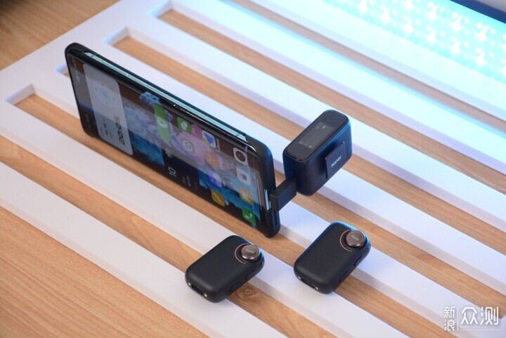 輕鬆實現錄音棚級音質!南卡Qmic領夾麥克風_新浪眾測