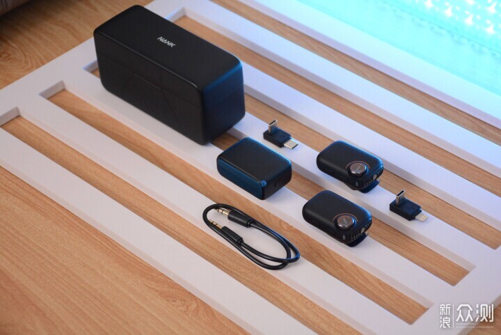 輕鬆實現錄音棚級音質!南卡Qmic領夾麥克風_新浪眾測