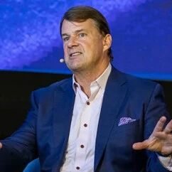 福特CEO：对特斯拉及中国造车新势力的领先水平感到惊讶
