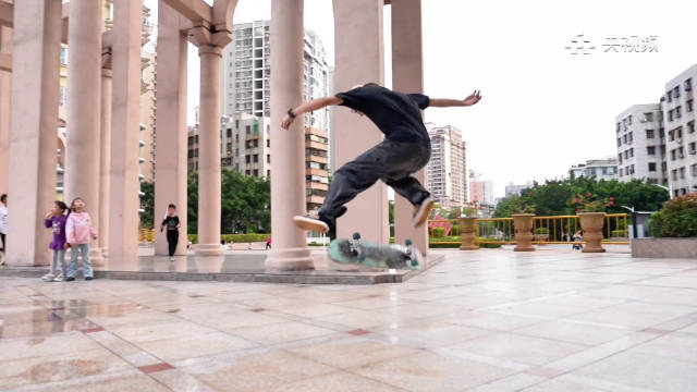 惠州滑板爱好者在街头追光