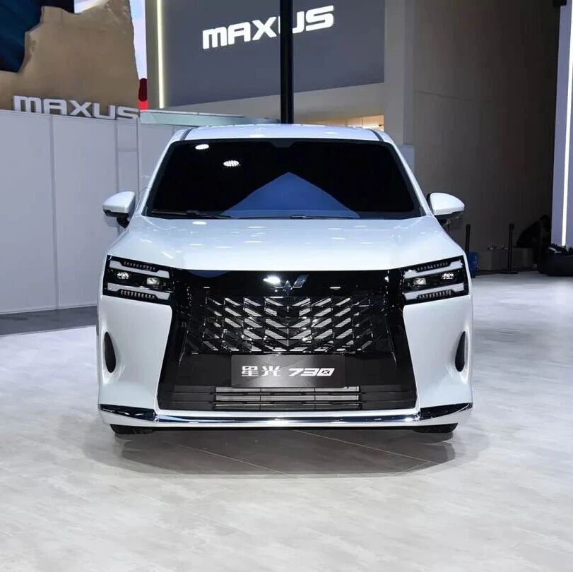 置换补贴价7.10万元起！五菱星光730上市