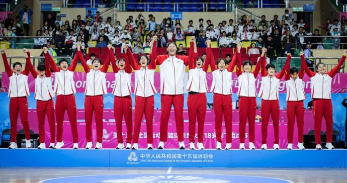 高清组图！张子宇独得31分率山东队夺冠