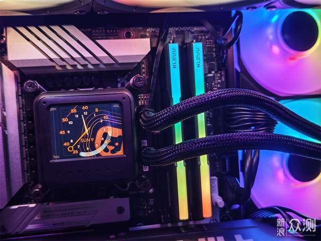 酷炫又冷靜！Asus海王星EVO裝機組合太香了_新浪眾測