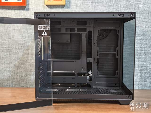 酷炫又冷靜！Asus海王星EVO裝機組合太香了_新浪眾測