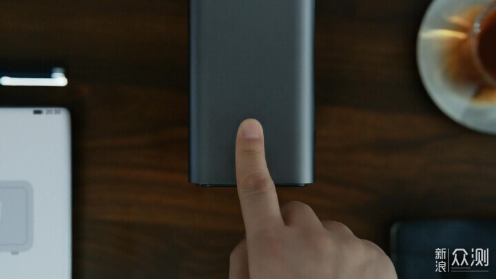 手機秒變海量U盤華為手機與家庭存儲無縫協同_新浪眾測