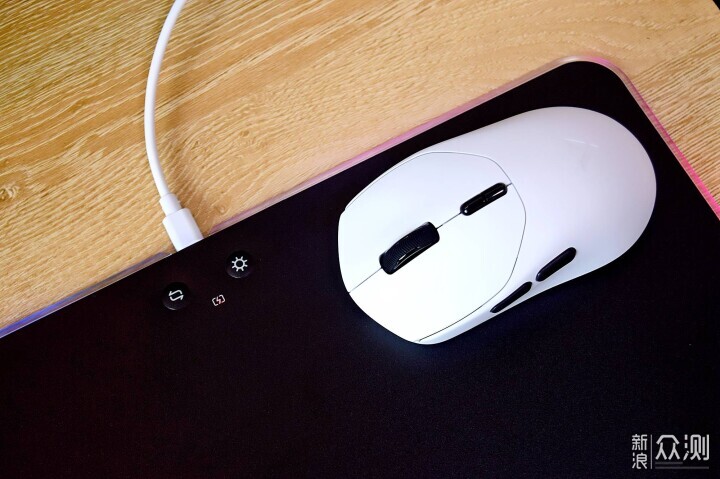 雙8K原生回報率，雷柏VT1系列有何特別之處？_新浪眾測