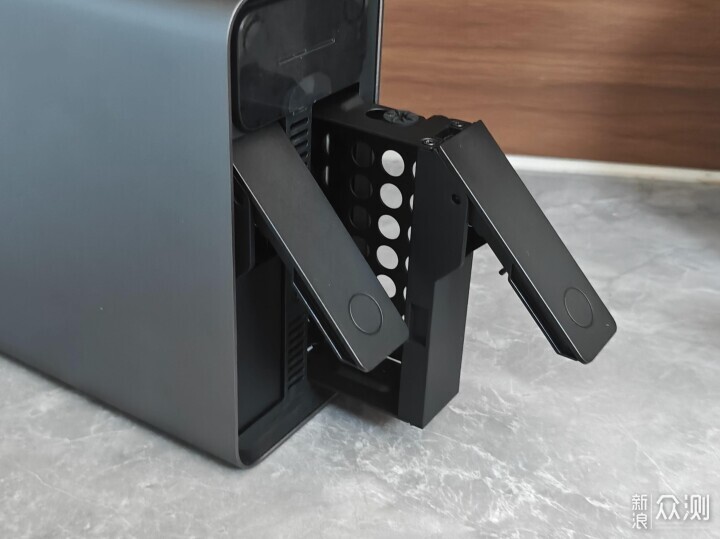 手機秒變海量U盤華為手機與家庭存儲無縫協同_新浪眾測