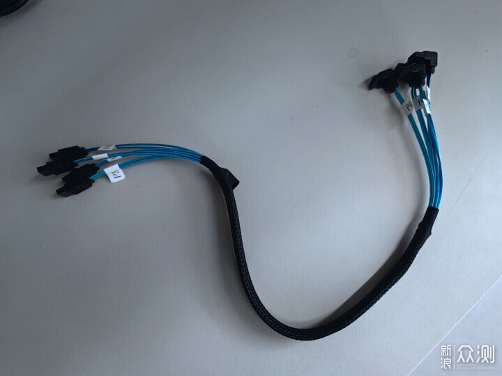 手搓瑪利歐機箱NAS——300元4盤位NAS分享_新浪眾測